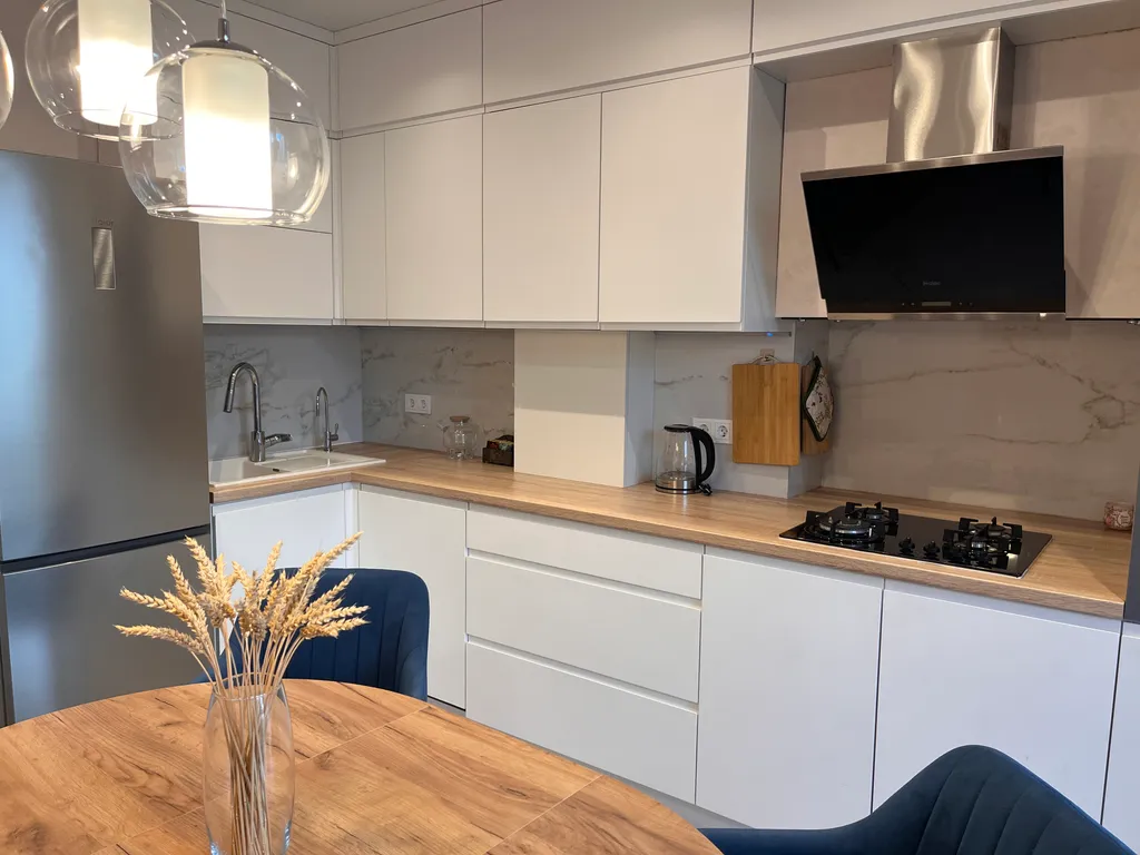 2х комнатные апартаменты рядом с морем с видом на лес