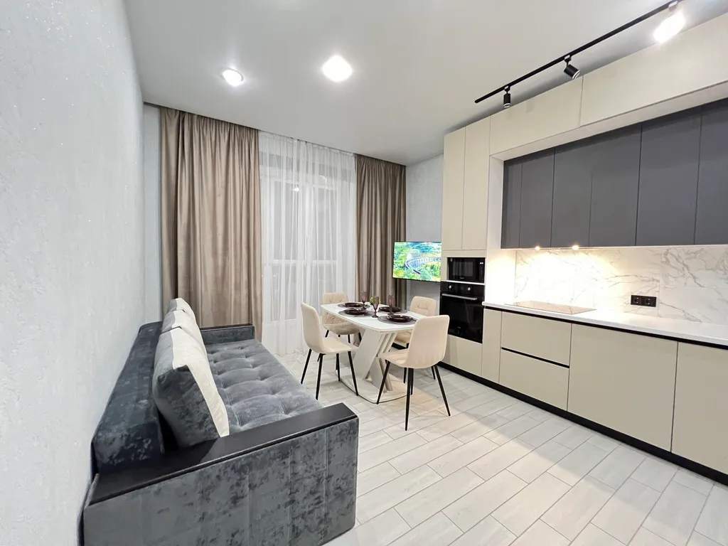 Центр города, элитный дом