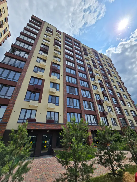 Квартира в новом доме возле Парка Ангелов