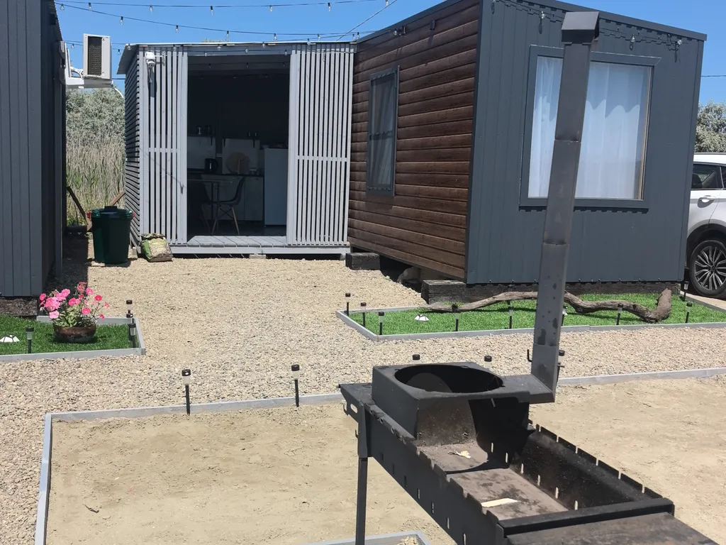 Уютные домики на берегу Азовского моря