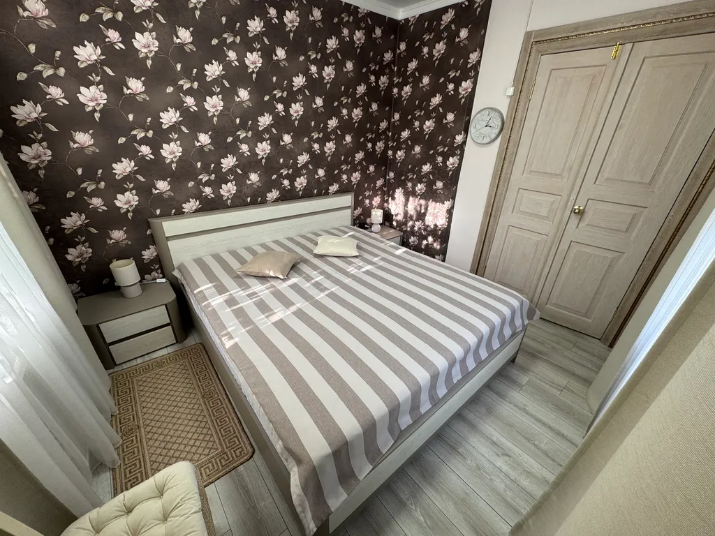 Коттедж Трёхкомнатный дом со своей территорией и автопарковкой, рядом море — Геленджик