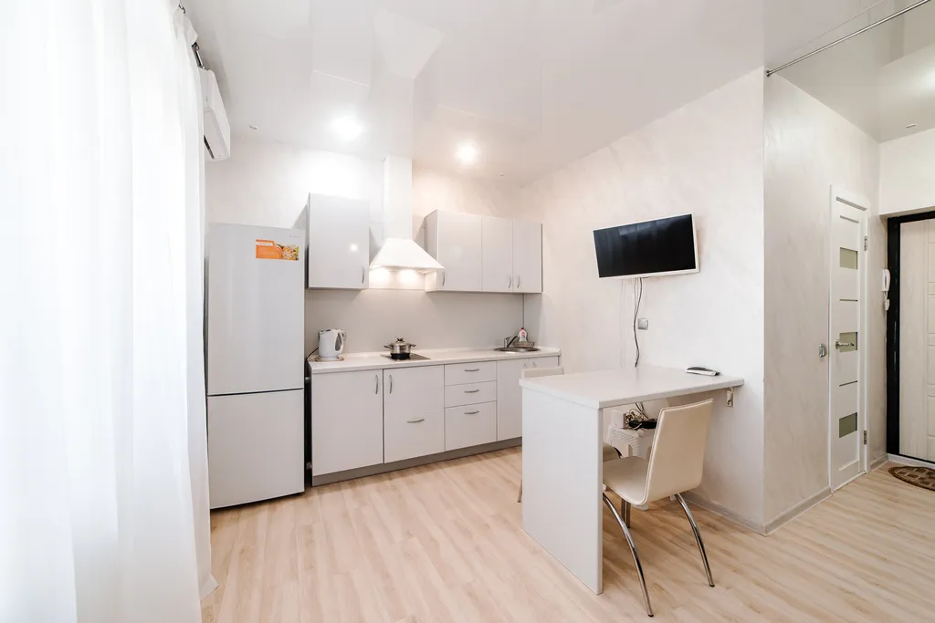 Чистая уютная студия в центре. Заселение до 23-00 ч