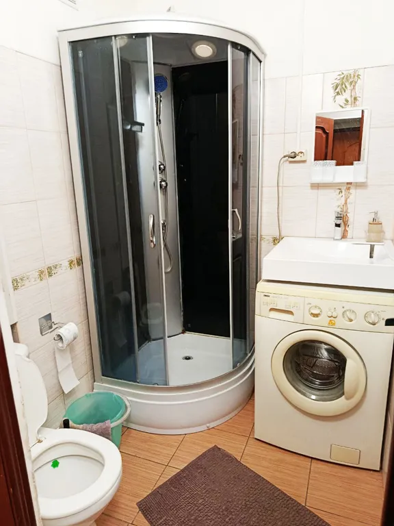 Двушка рядом с ж/д станцией