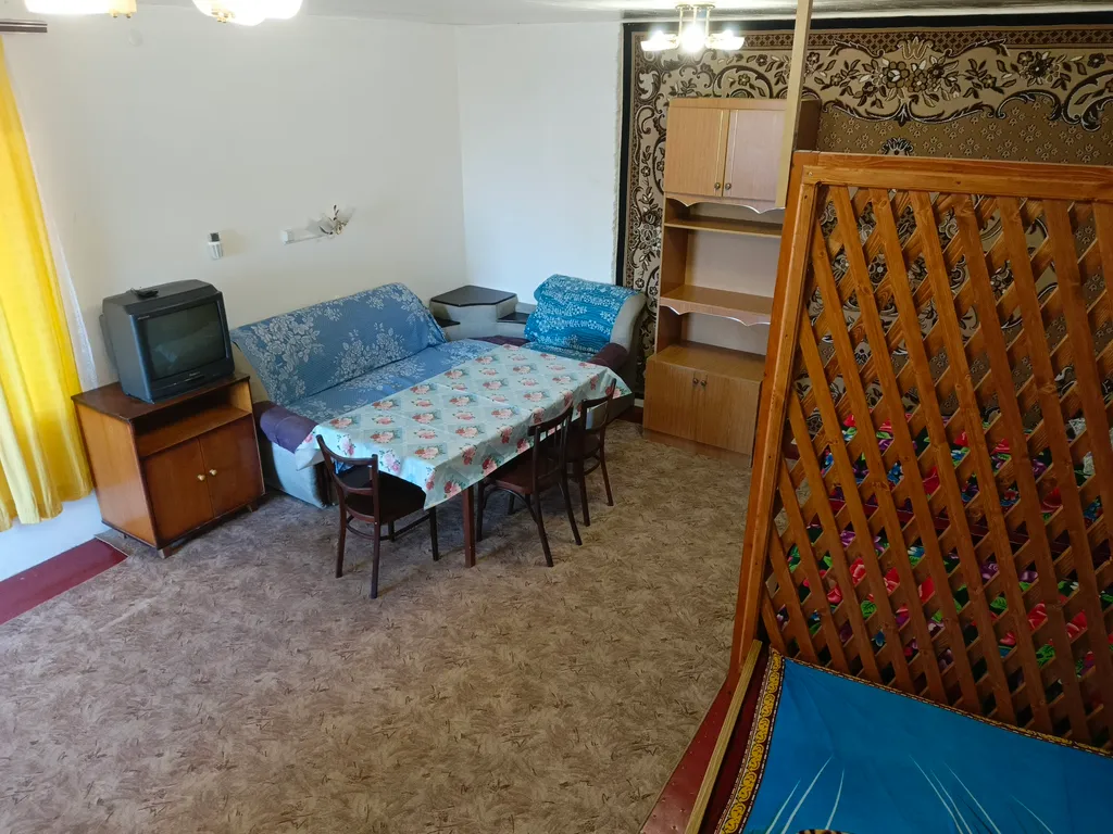 Уютный номер с большим свободным пространством до восьми человек