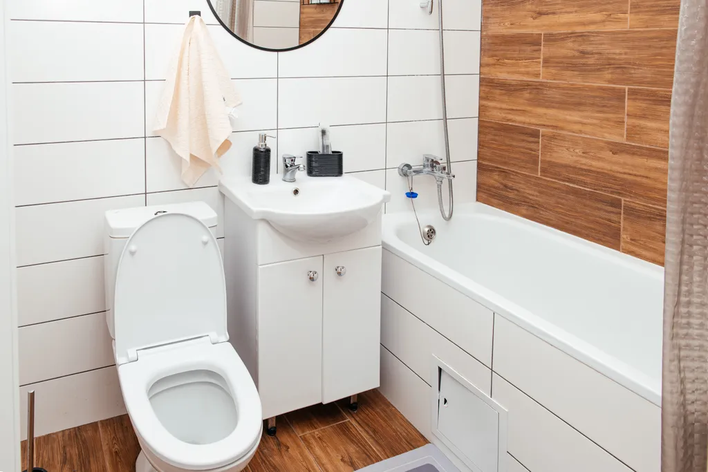 У железнодорожного вокзала