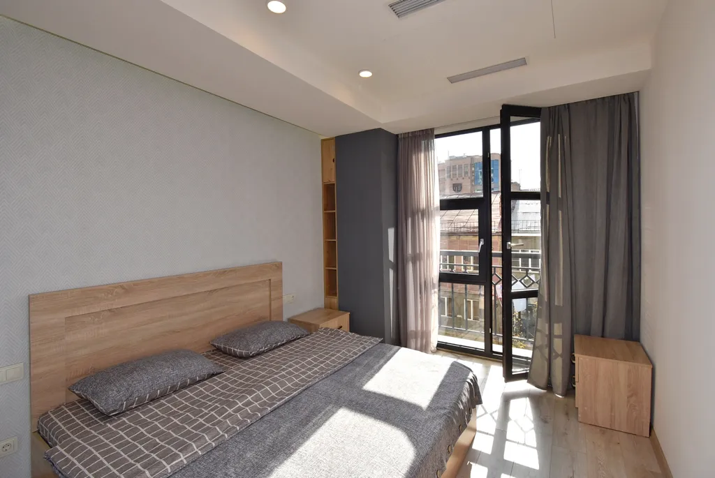 Красивая двухкомнатная квартира в центре города