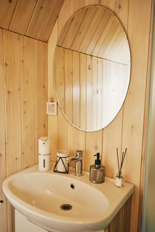 Уединенный дом в стиле A-frame