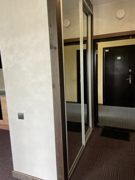 Апартамент на горнолыжном курорте Солнечная Долина с видом на озеро