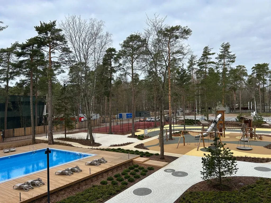 Апартаменты с бассейном на берегу Финского залива