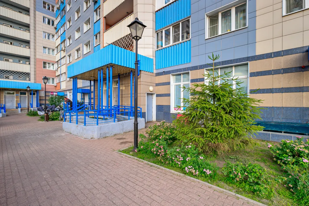 Просторная студия с чудесным видом на речку