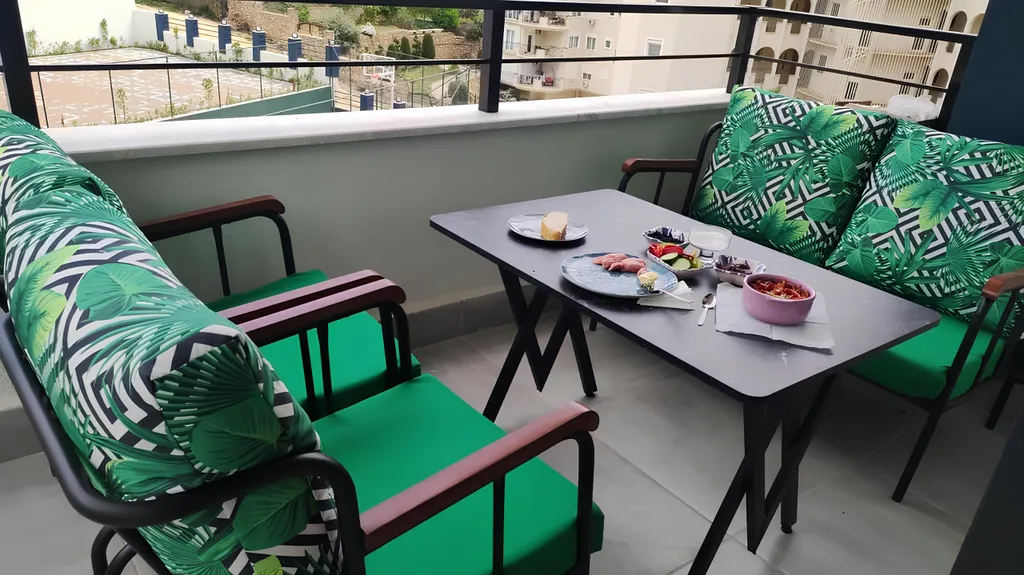 3-комнатная квартира отельного типа в 700 метрах от моря