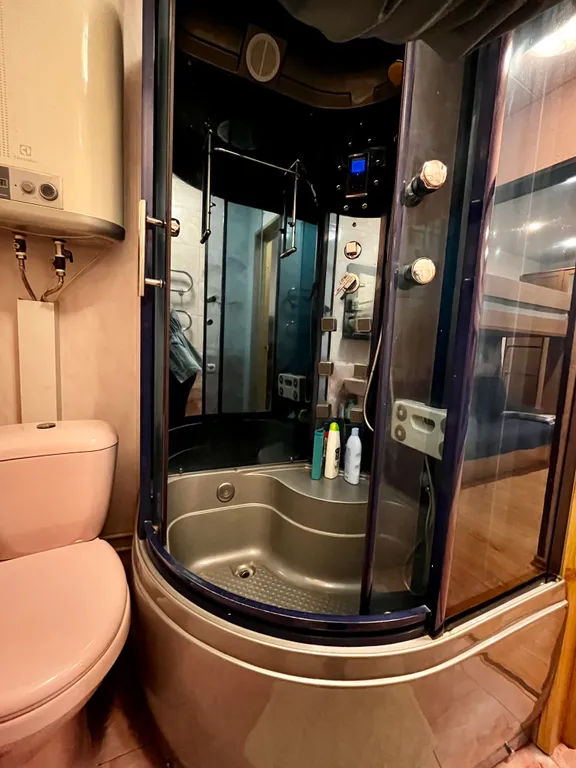 Солнечная студия с хорошим расположением