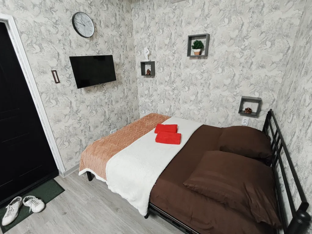 Квартира Дизайнерская студия в самом центре города (№6) — аренда посуточно в Шахты