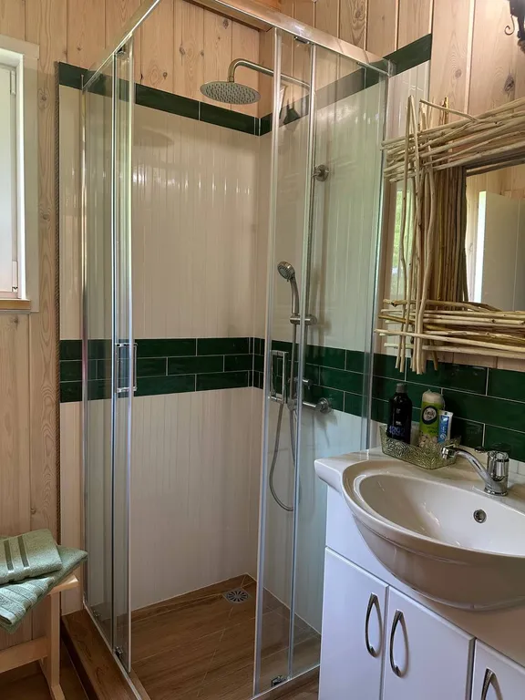 Новый уютный теплый домик с баней возле леса в 7 километрах от Гродно