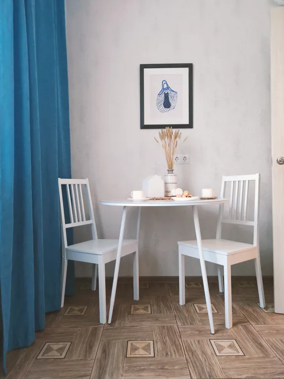 Семейная квартира 2 комнаты в центре с парковкой