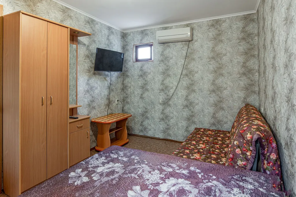 Квартира Квартира Улучшенный Двухкомнатный Трехместный номер — Геленджик