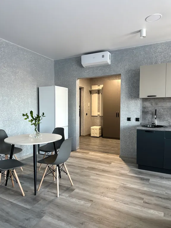 Просторная студия с джакузи рядом с ТЦ Планета