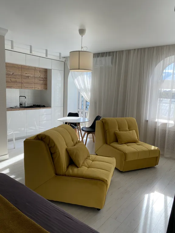 Квартира Светлая студия на берегу Волги в центре города — аренда посуточно в Кострома