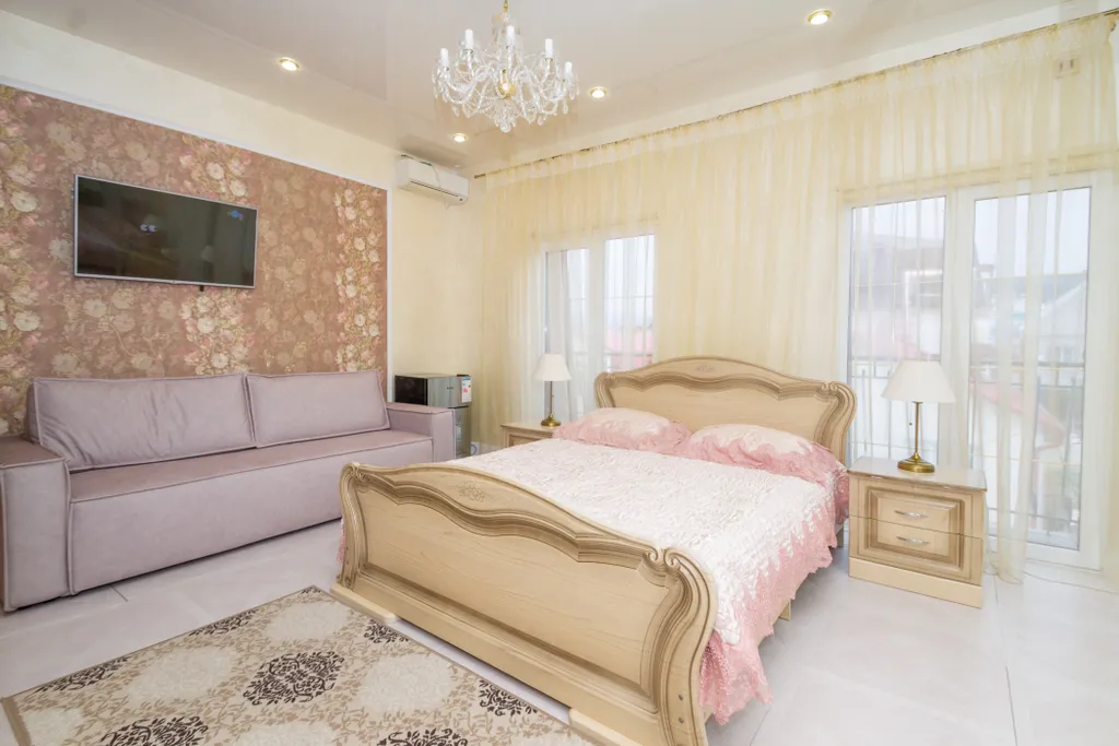 Квартира Квартира Трехместный делюкс в французском стиле — Геленджик