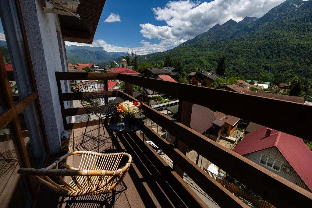 Двухуровневая квартира с видом на горы