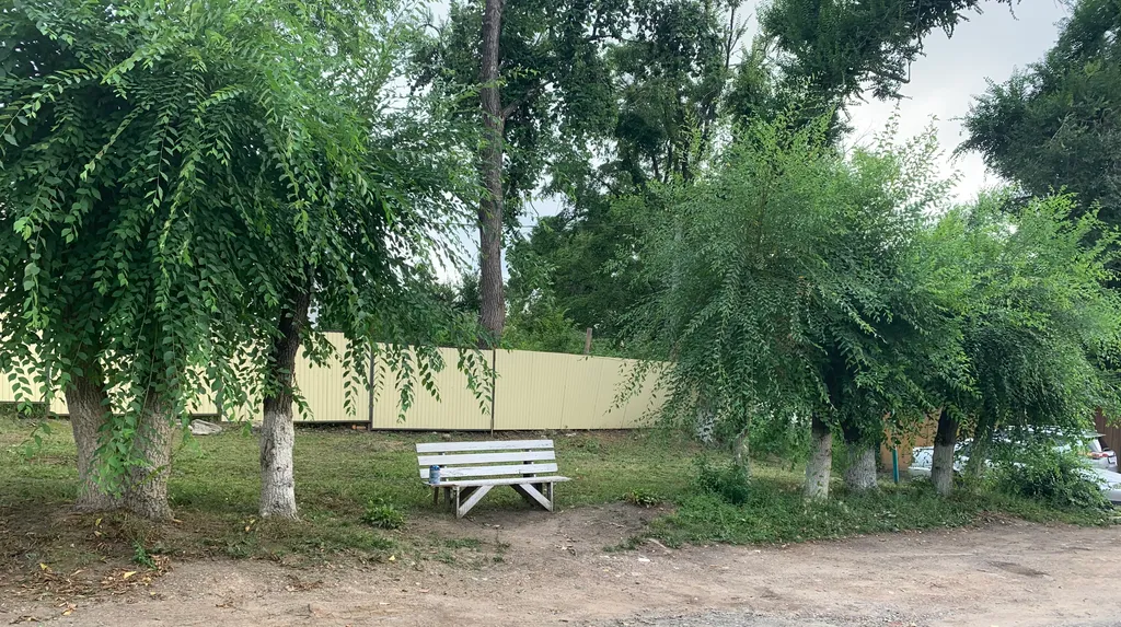 Студия в центре, два раздельных спальных места.