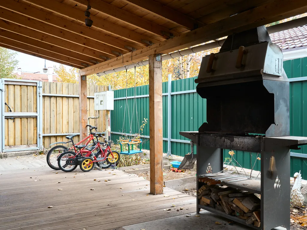 Коттедж с бассейном и баней