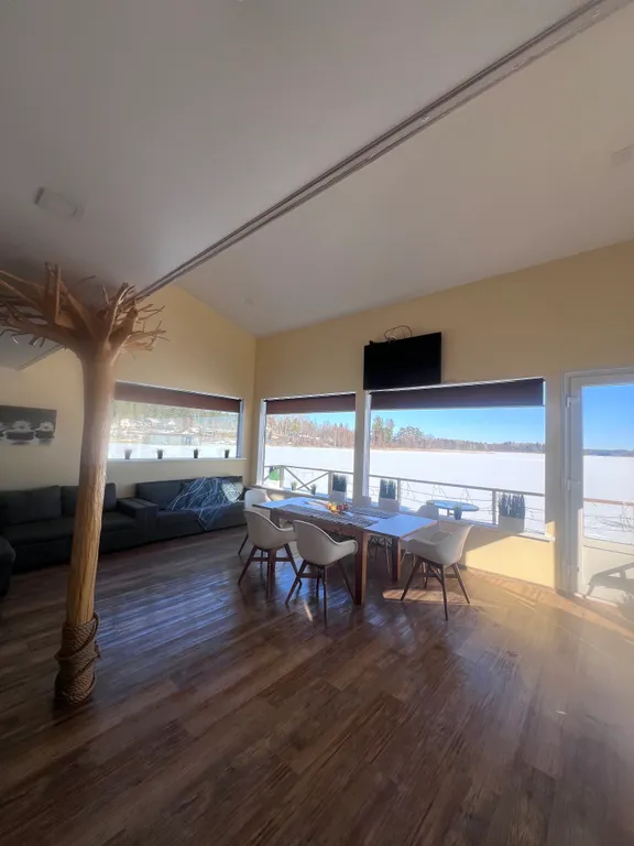 Дом на воде HouseBoat Kovcheg