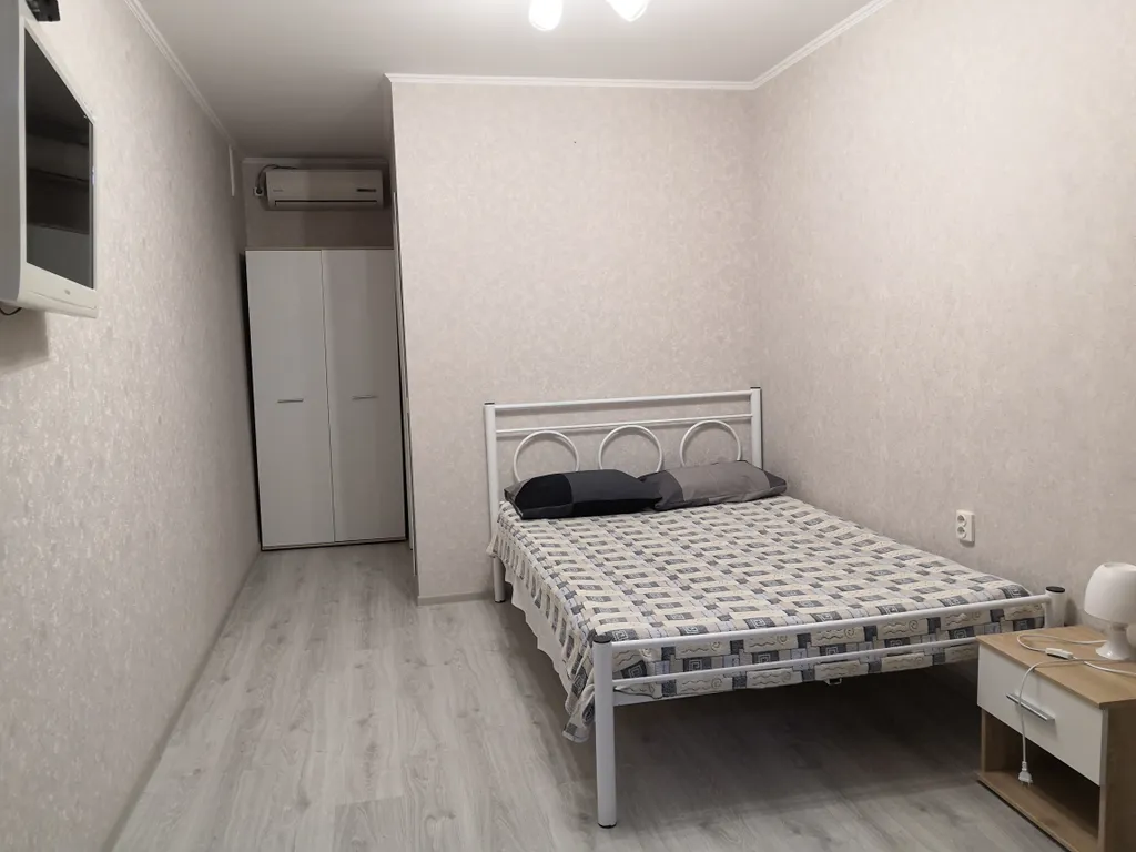 Квартира Квартира Семеный с кухне с видом на детскую площадку — Геленджик