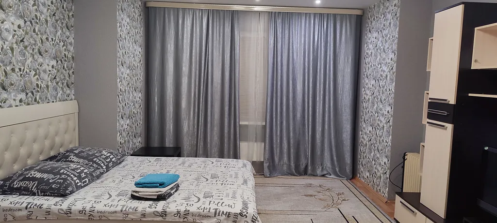 Уютная квартира с тихими соседями — аренда посуточно в Сургут