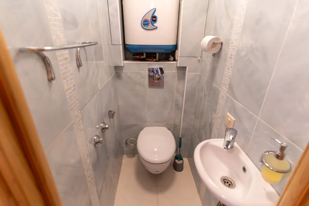 Просторная квартира с гидромассажной ванной и балконом