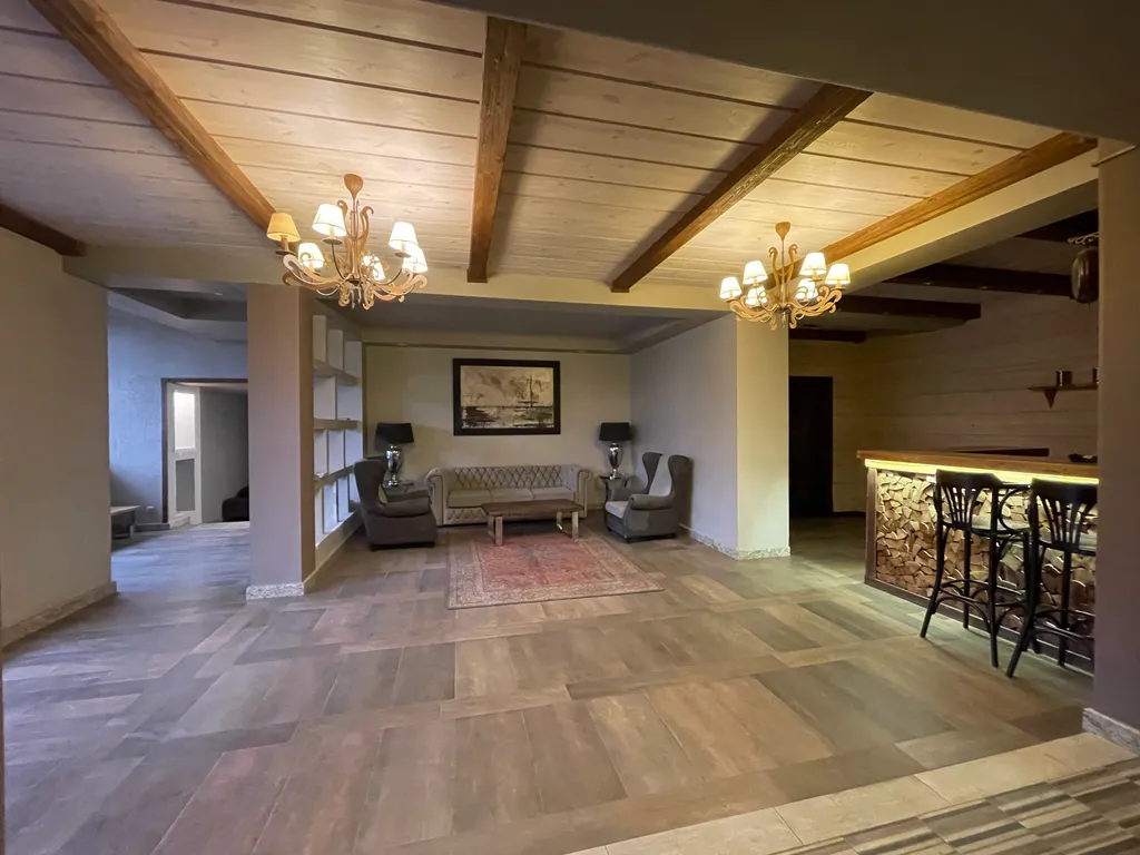 2-комнатный апартамент с видом на Аигбу