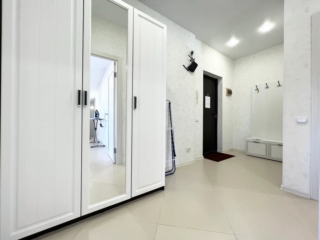 Комфортабельная 2-к квартира в новом доме в центре