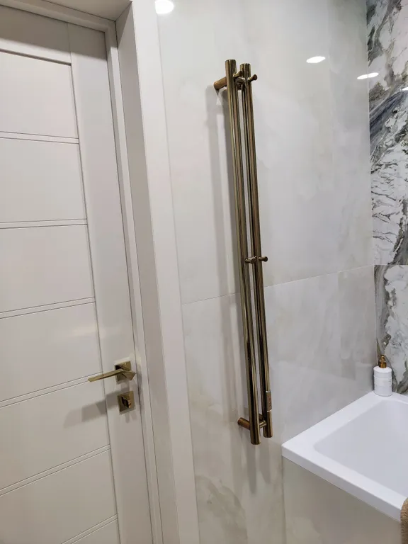 Новая шикарная трёхкомнатная квартира люкс