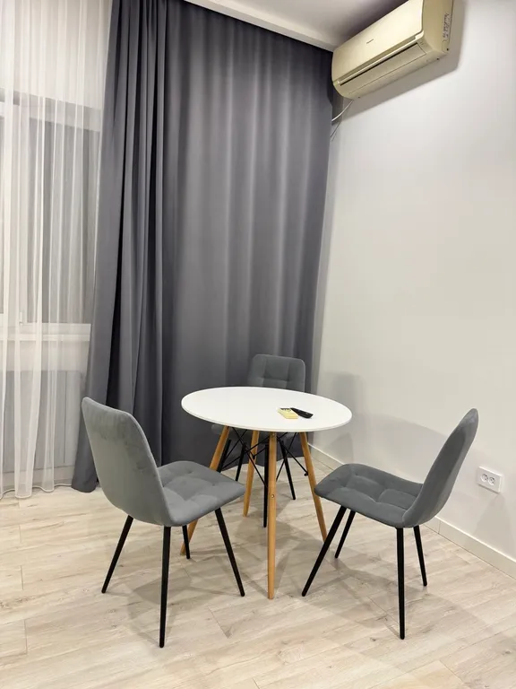 Уютные апартаменты-студия в тихом центре города