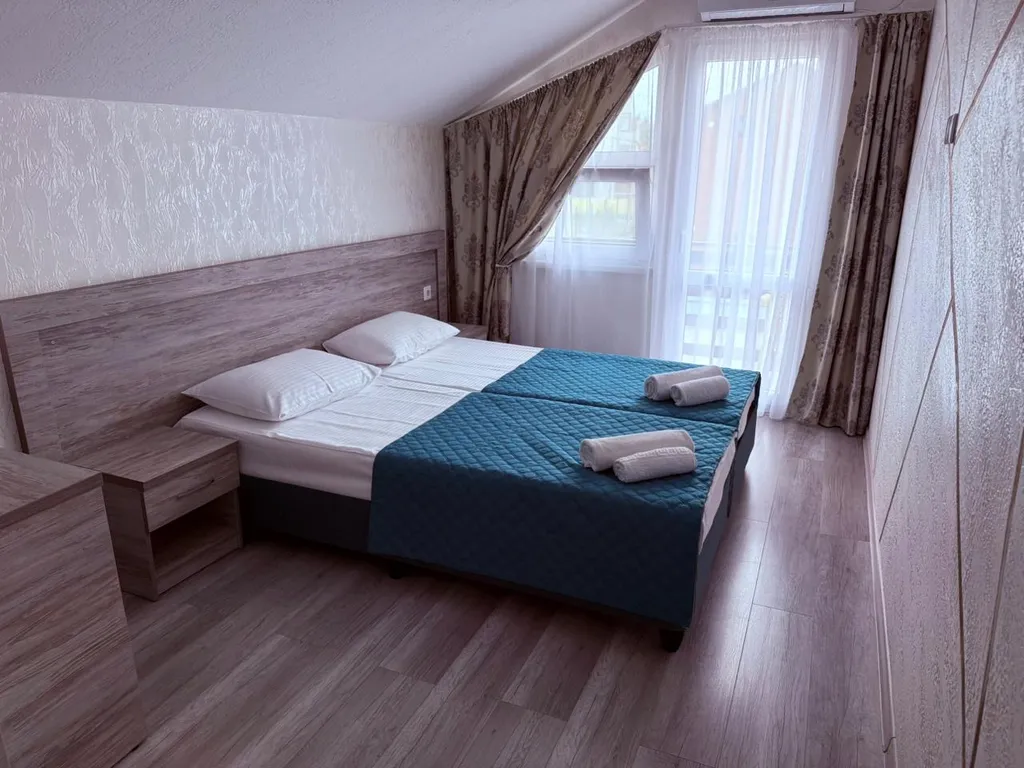 Коттедж у Романа