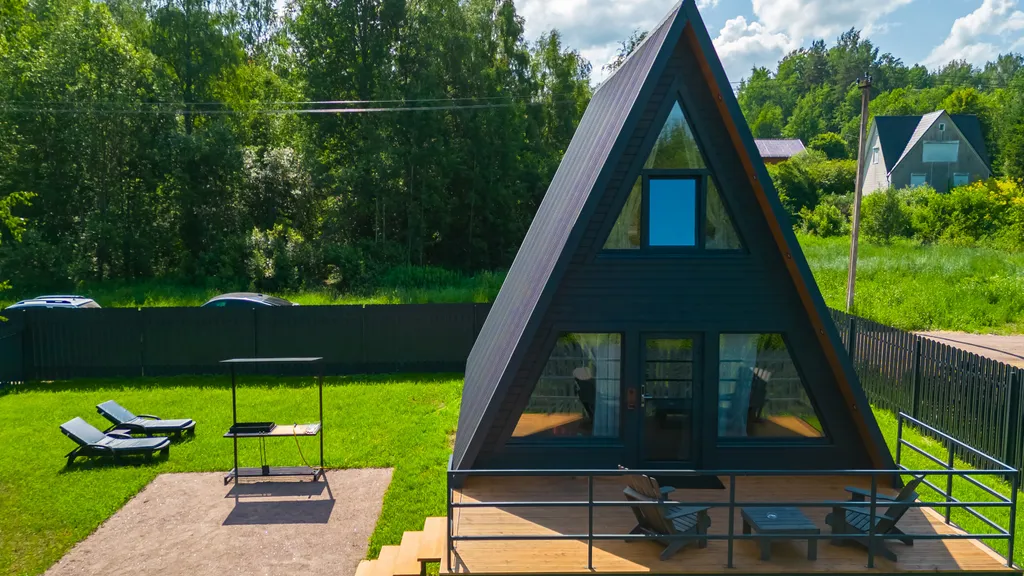 Коттедж Дом Loft на Красном озере — Коробицыно