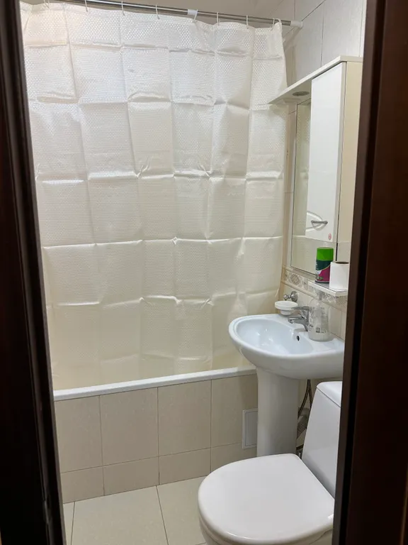 Квартира в двух минутах от берега моря и парка с хорошим ремонтом