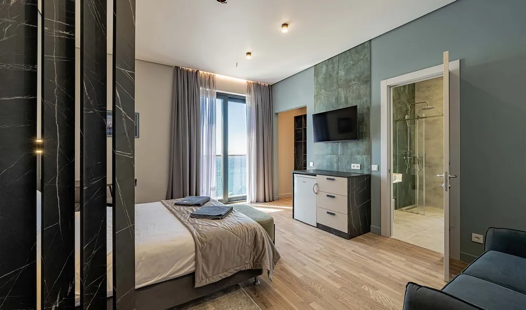 Полулюкс Лазурный с видом на море