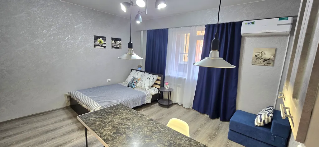 Современная уютная студия