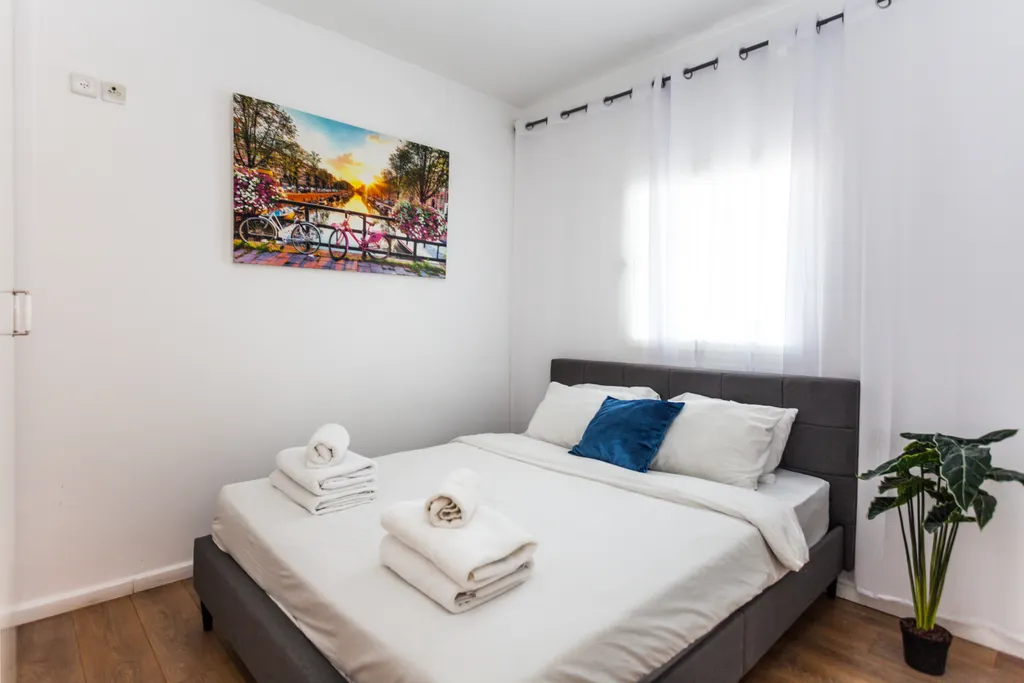 Стильная и полностью оборудованная квартира в центре Тель-Авива