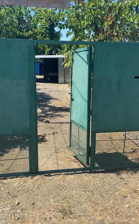 Коттедж Дом без хозяев рядом с морем — Широчанка