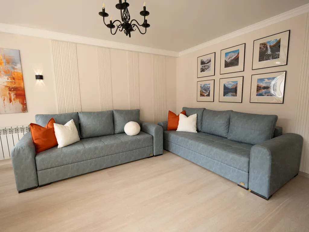 Дизайнерская квартира с видом на горы в центре Домбая