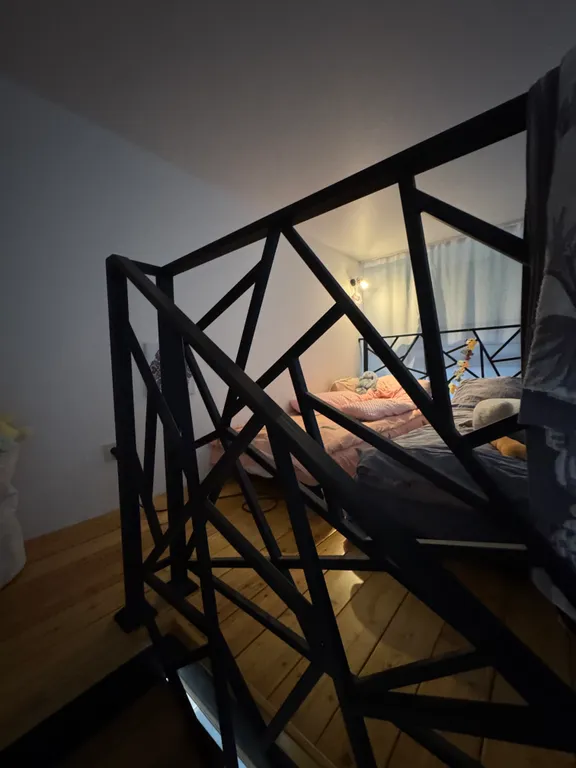 Двухуровневый домик в центре города