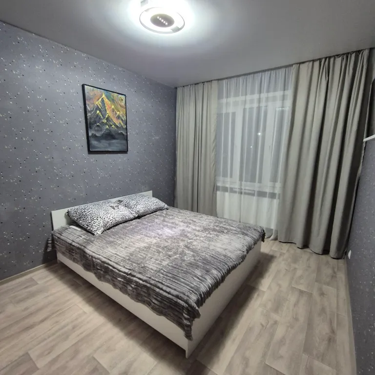 Комфортная квартира у Толмачево — аренда посуточно в Обь