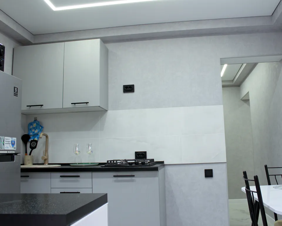 Уютная квартира с панорамными окнами