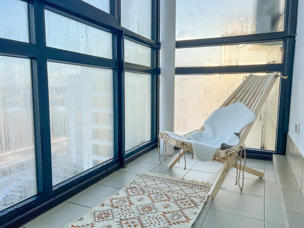 Апартамент с видом на реку Волхов