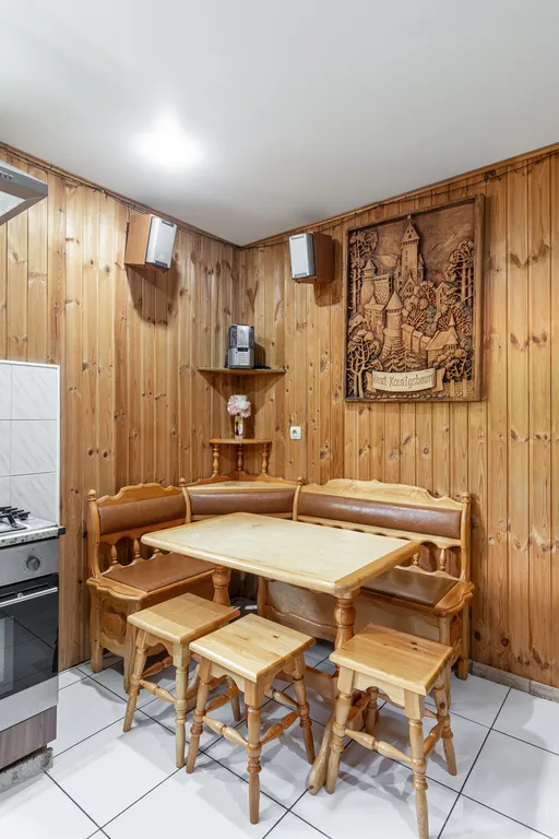 Дом с бассейном и русской баней