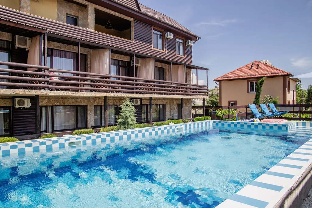 Стандартный номер с балконом с видом на Генуэзскую крепость