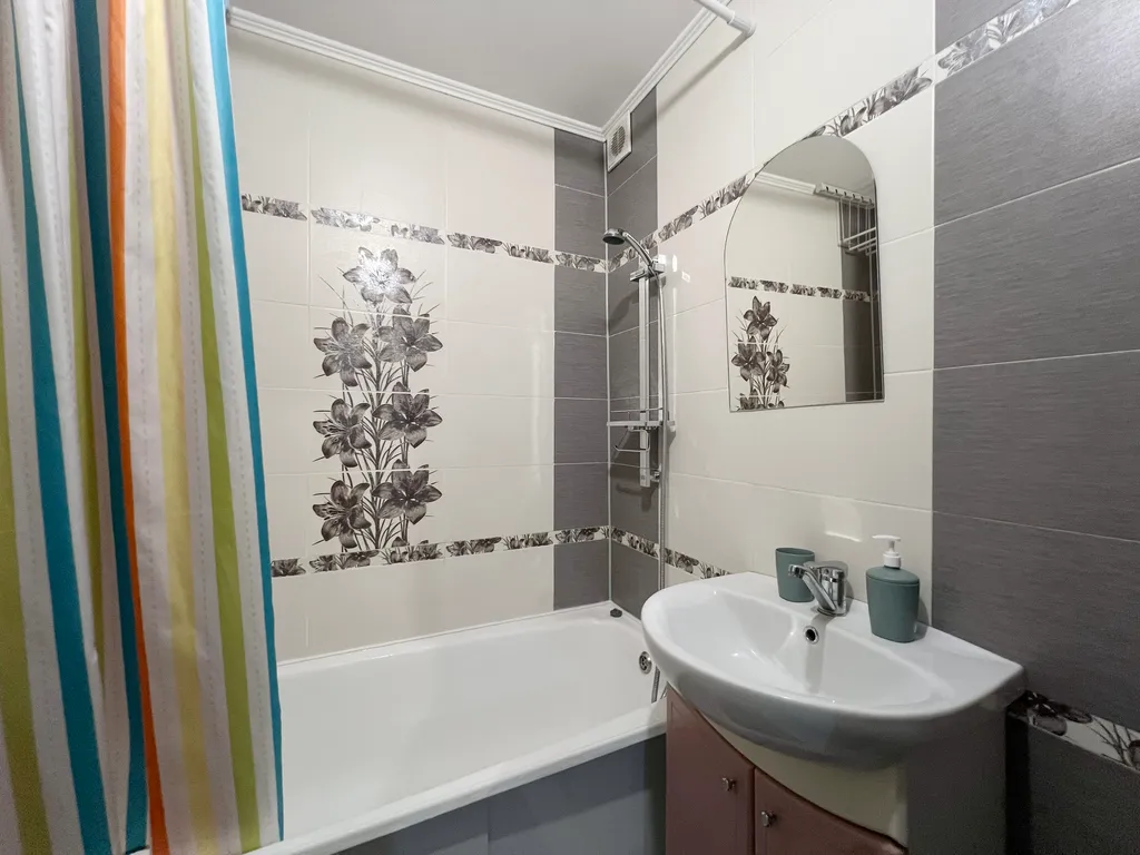 Квартира Апартаменты напротив Планеты — Красноярск