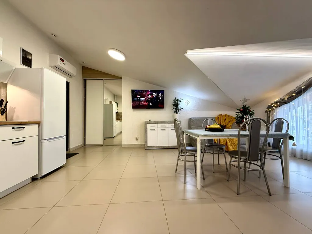 Квартира Квартира Люкс 9 на мансардном этаже — Эсто-Садок